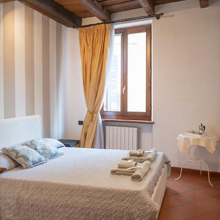 Ai Piedi Del Castello / 4Pl / Apt. Full Верона Экстерьер фото