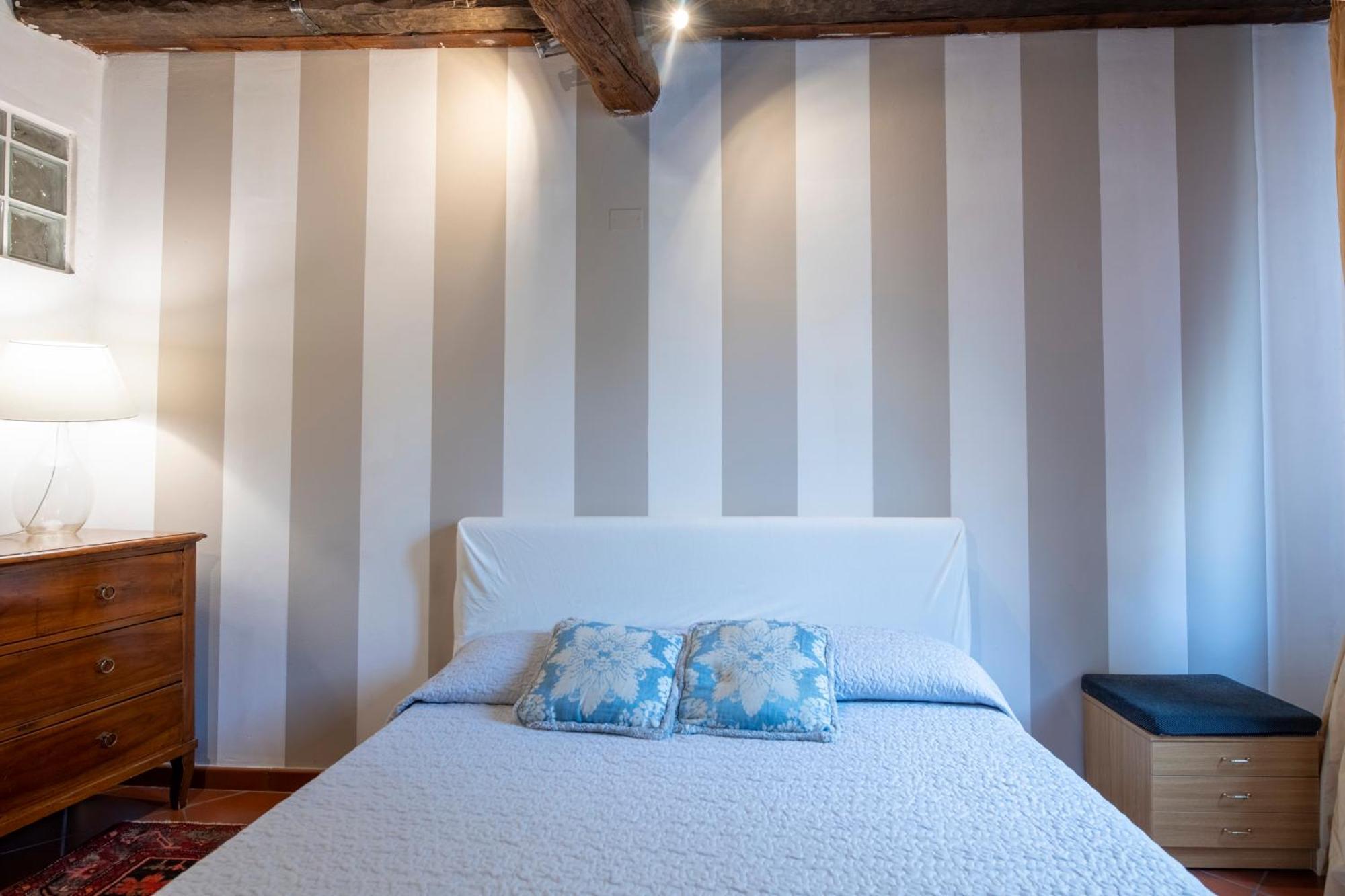 Ai Piedi Del Castello / 4Pl / Apt. Full Верона Экстерьер фото
